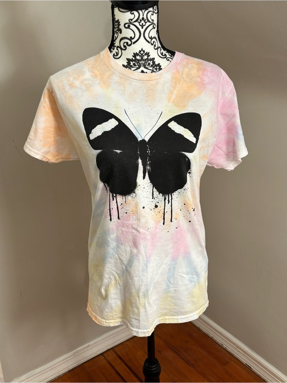 Ed Sheeran Mathematics Tour Tie Dye Butterfly T-Shirt Medium hip hop rock